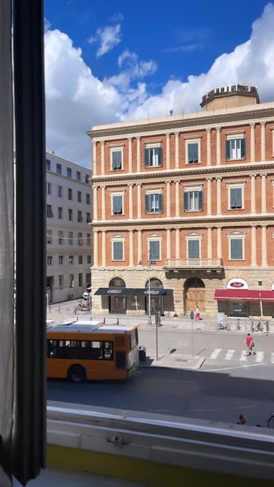 利沃诺Loft Storico In Pieno Centro!公寓 外观 照片